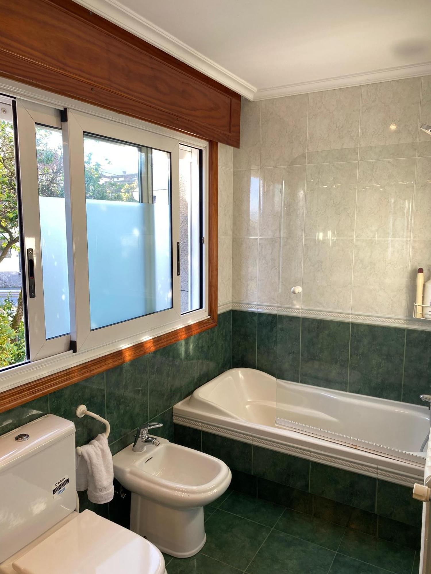 Chalet Adosado Independiente En Vigo - Canido Oya Buitenkant foto